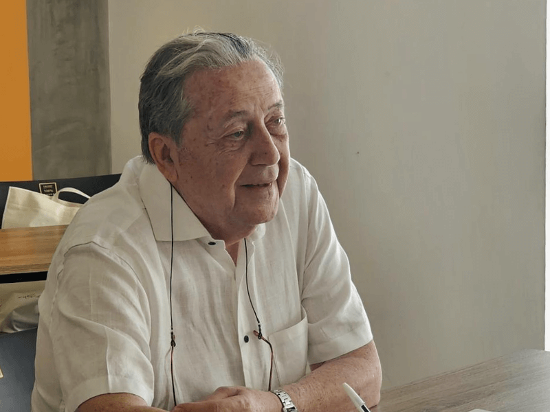 "Hablemos de política" por Mauricio Jaitt